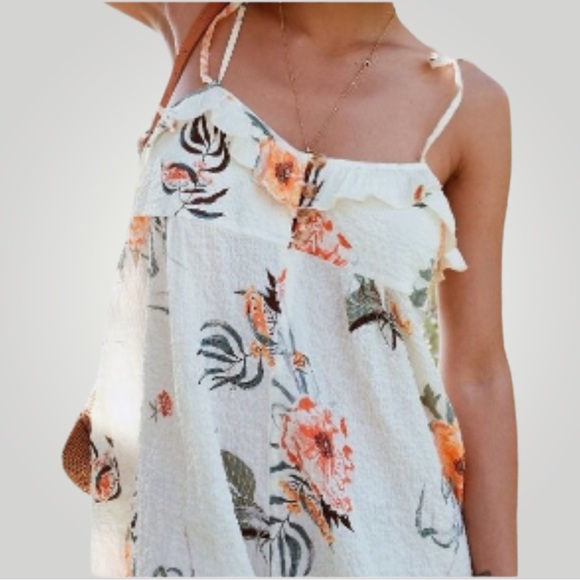 Urban Outfitters Romper - Picture 4 of 10